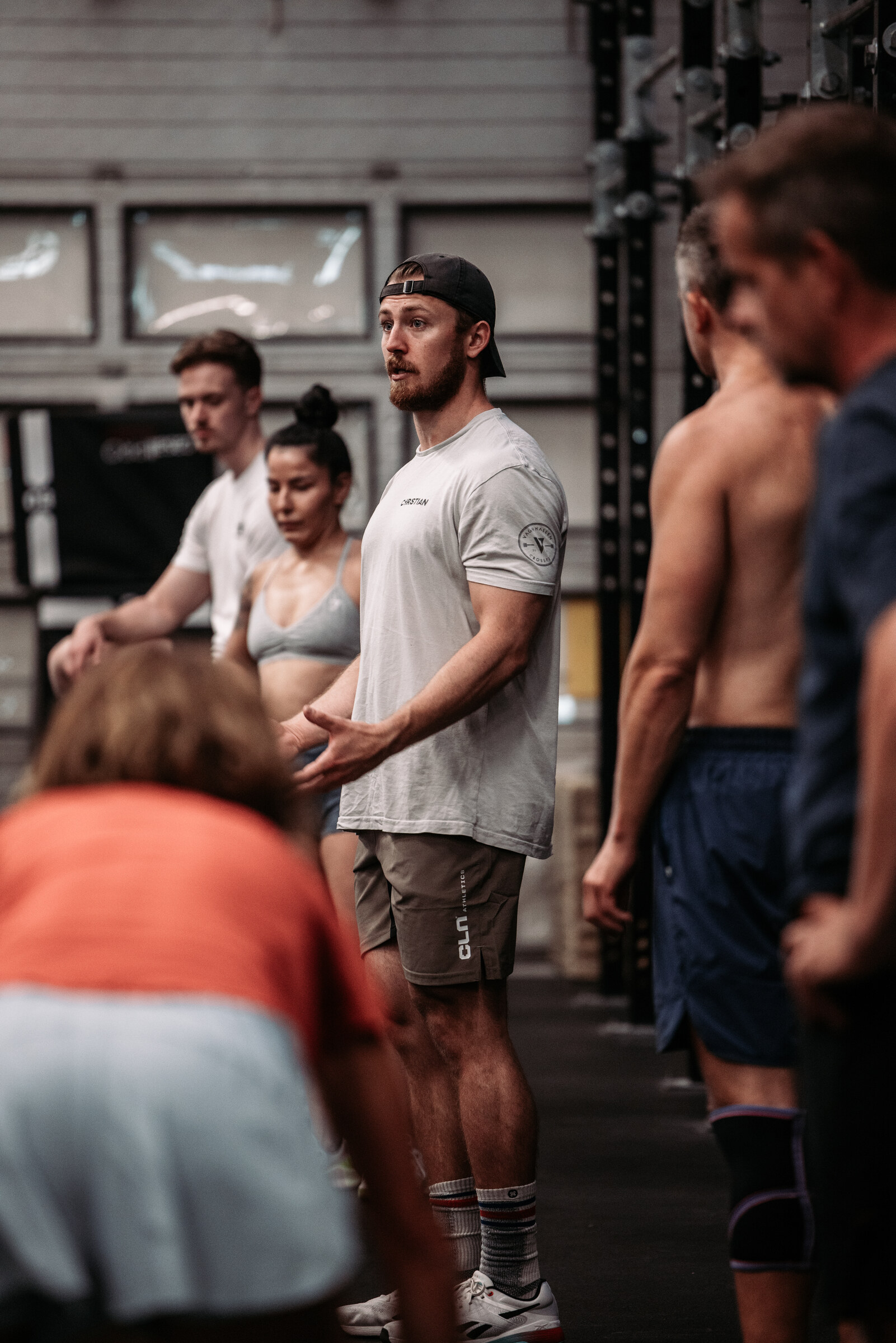 Christian Hartmann coaching a functional fitness group